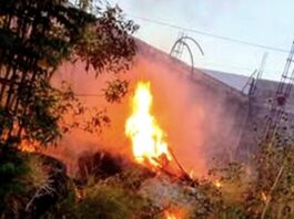 Bomberos sofocan incendio en pastizal que dejo solo daños