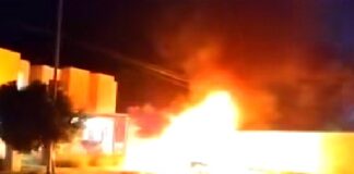 Bomberos sofocan incendios en unidades que dejaron daños materiales