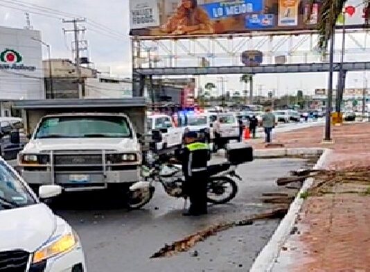 Chocan en el boulevard Morelos y deja un lesionado