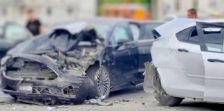 Choque de unidades deja lesionados y daños materiales