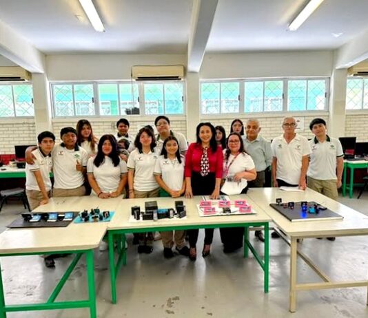 Exponen estudiantes del CONALEP Reynosa proyectos de innovación e infraestructura de redes