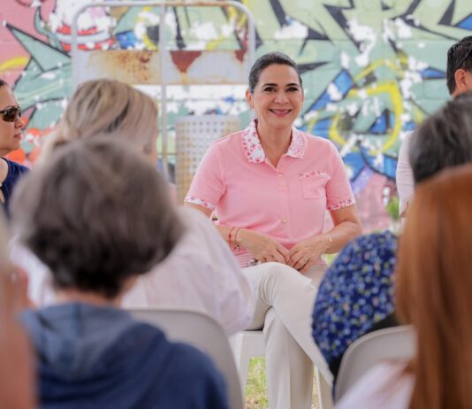 Mónica Villarreal acerca atención y estudios de prevención durante el Mes Rosa