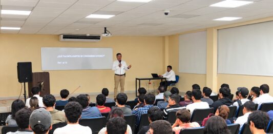 “Sacude” conferencia de EXATEC a estudiantes del TecNM campus Victoria