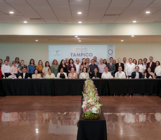 Refrenda Mónica Villarreal respaldo a los profesionales de la salud
