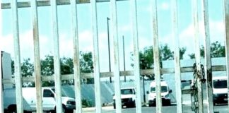 Identifican a persona hallada muerta en exterior de unos departamentos