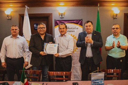 Presenta Arqui Eduardo López Arias proyectos de infraestructura hidráulica ante el Club Rotario Reynosa