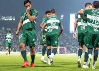 ¡Pumas, con un pie fuera de Liguilla! Los auriazules caen contra Santos y empiezan a rezagarse en la tabla general